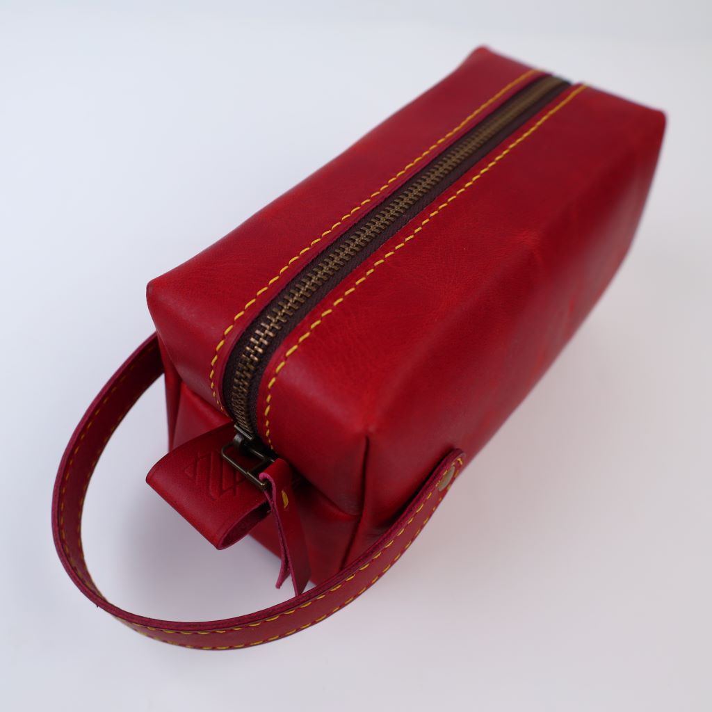 The Atelier Clutch